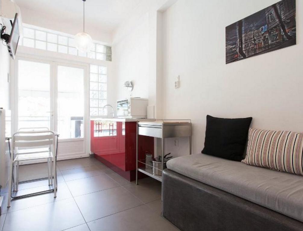 Acropolis Charming Apartment With Large Balcony - Dm17 Ateny Zewnętrze zdjęcie